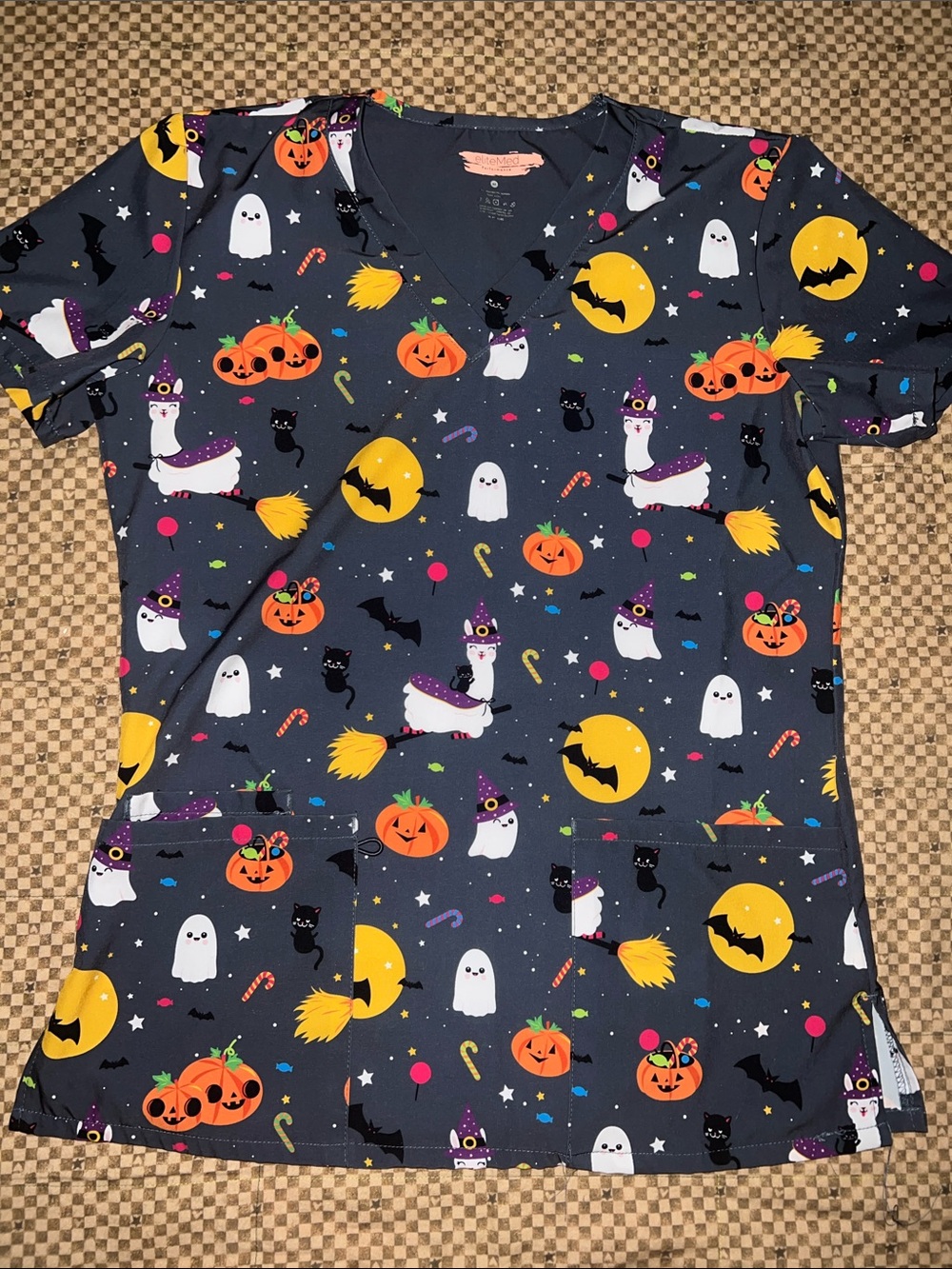 Halloween Print Women’s Scrub Top - Dark Gray